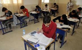 جلستان لعدد من مباحث "التوجيهي"