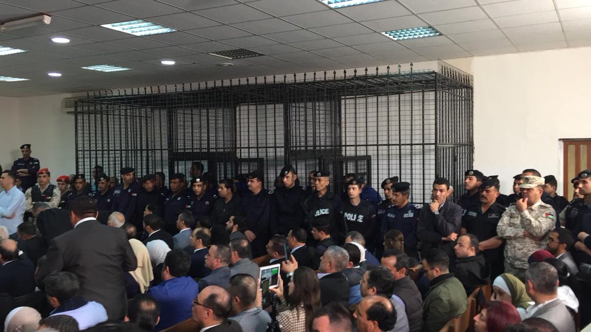 7 محامين للدفاع عن الحمود بقضية الدخان