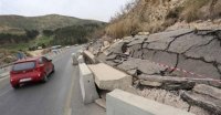 انزلاق في طريق الكورة يثير مخاوف مواطنين