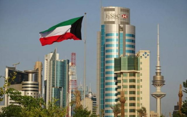 أردني ينتحل صفة شرطي بالكويت ويسلب هندياً