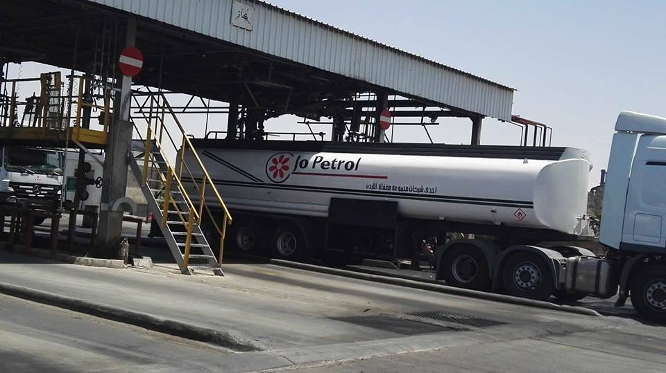 مصفاة البترول تعيد شحنة بنزين لمخالفتها شروط العطاء