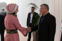 في عيد الام .. الملك یعلن عن مفاجأة مفرحة للغارمات