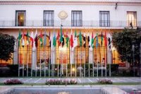الجامعة: مشاركة سوريا بالقمة لم تطرح عربيا