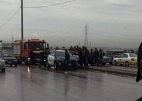 وفاة سيدة وطفلتها واصابة طفلها الآخر بحادث دهس (صور)