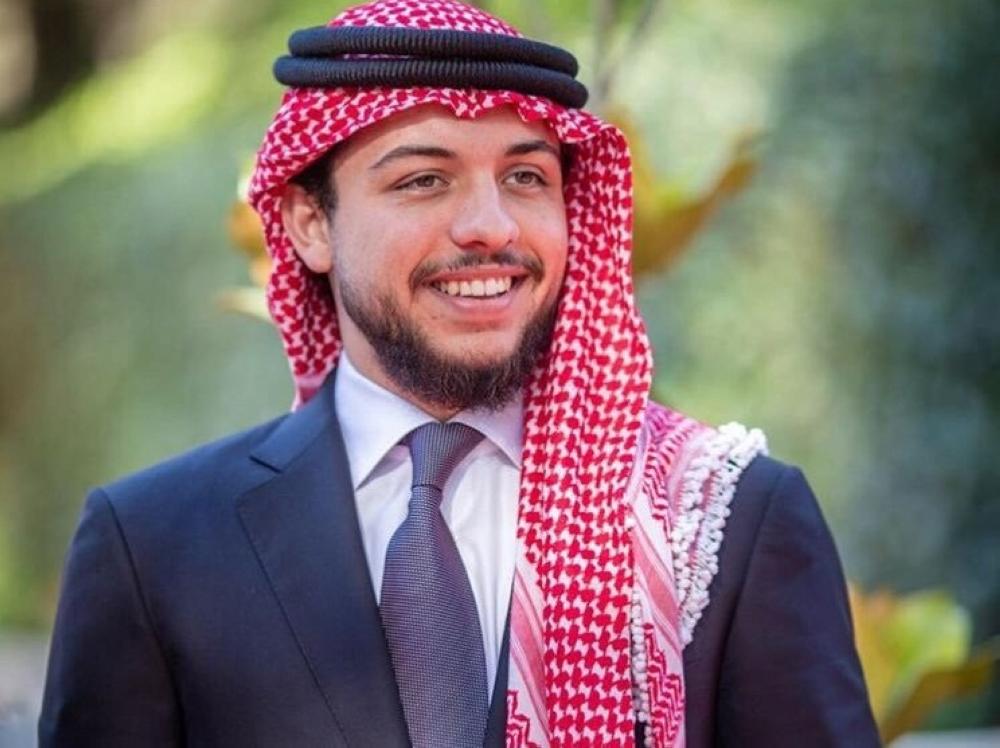ولي العهد يصل إلى البحرين برفقة الامير هاشم 