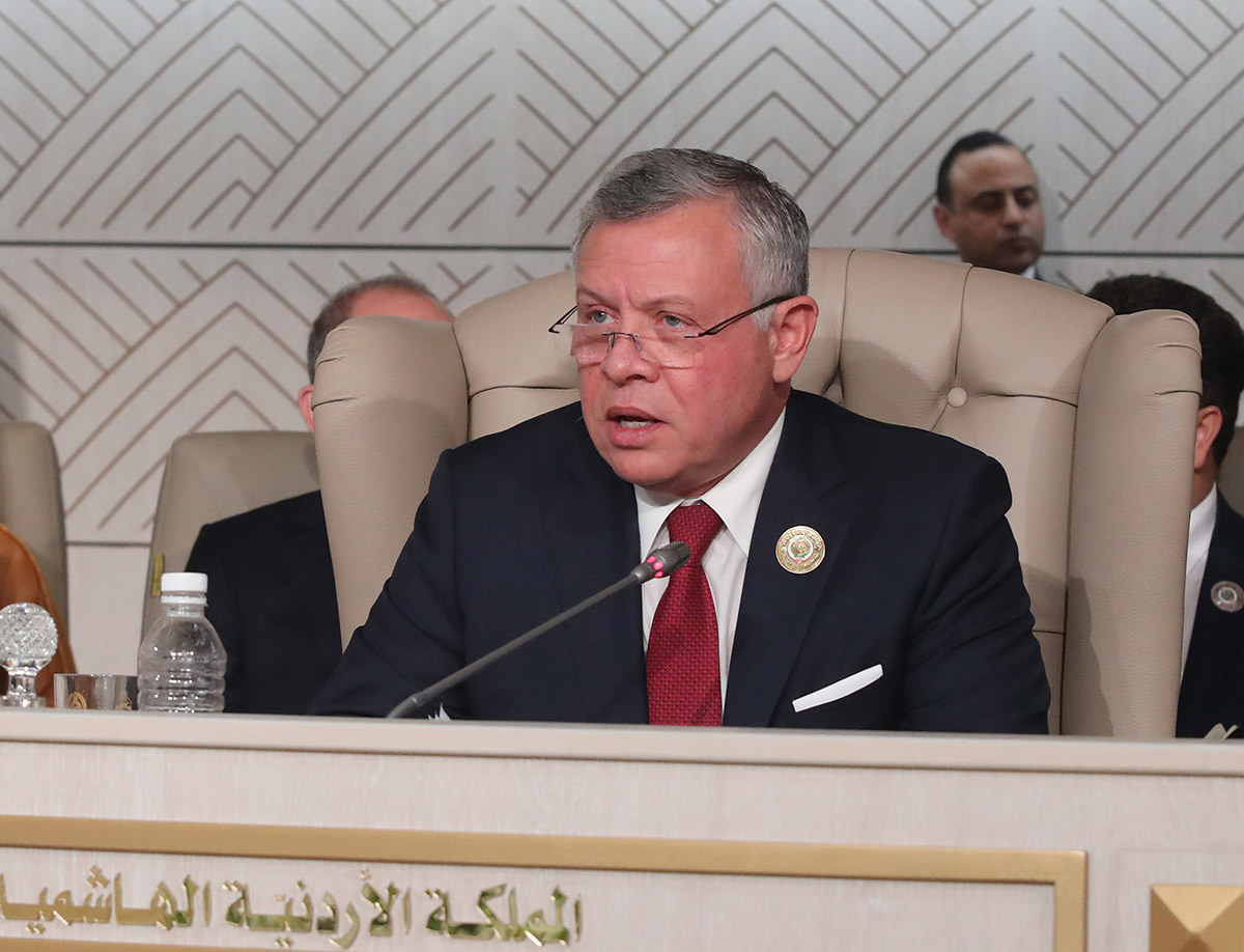 الملك في القمة التونسية "آن الأوان لنستـعيـد بوصلتنا ونقود مجتمعاتنا نحو الأمن والازدهار"