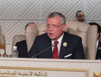 الملك في القمة التونسية "آن الأوان لنستـعيـد بوصلتنا ونقود مجتمعاتنا نحو الأمن والازدهار"