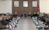"الخدمات النيابية" تبحث موضوع الذكية المرخصة وغير المرخصة 