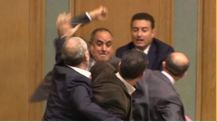 بعد اعتذار السعود .. الفناطسة يعتذر عن انفعالاته