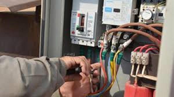 ضبط 4 آلاف و850 حالة سرقة كهرباء منذ مطلع العام