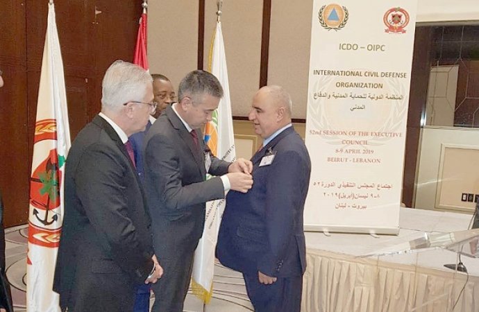 الوسام الدولي للحماية المدنية لمدير الدفاع المدني
