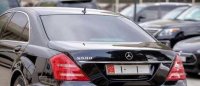 الرزاز يعمم لسحب أي سيارة حكومية مخالفة فوراً .. ويطلب من الأمن متابعتها