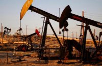 انخفاض النفط بعد تهديد ترمب برفع الرسوم الجمركية على السلع الصينية