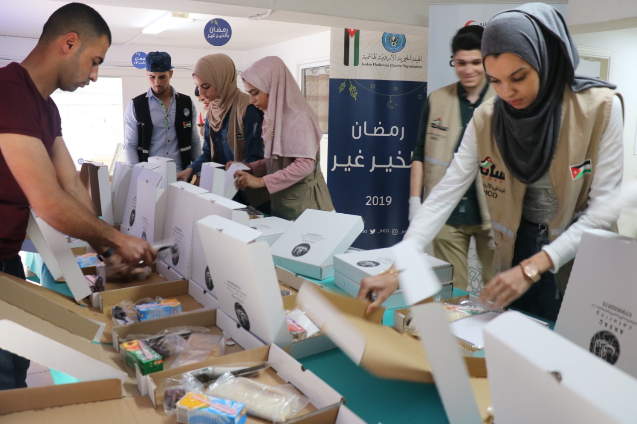 الخيرية الهاشمية تنفذ برامج حملة"رمضان بالخير غير" في الاردن وفلسطين