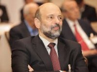 دولة الرئيس : دع الشعبوية واحرص على شعبيتك