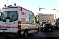 3 إصابات بحادث تصادم على طريق المطار