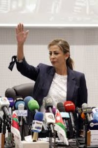 "غنيمات" حق المعلم والموظف العام والخاص أن يطالب بتحسين وضعه الاقتصادي