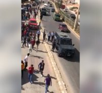 بالفيديو .. مشاجرة أمام كلية الكرك