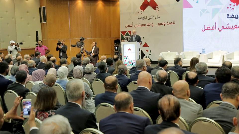 69 %  لم يعرفوا بالخطة تحفيز الاقتصاد الوطني
