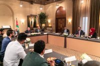 الملك: دور الرياديين وأفكارهم تحد من الفقر والبطالة (صور)