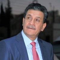 طبقة حكم ام طبقة حاكمة