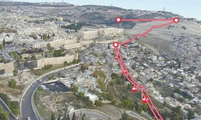 سلطات الاحتلال الاسرائيلي تصادق على القطار الكهربائي التهويدي في القدس