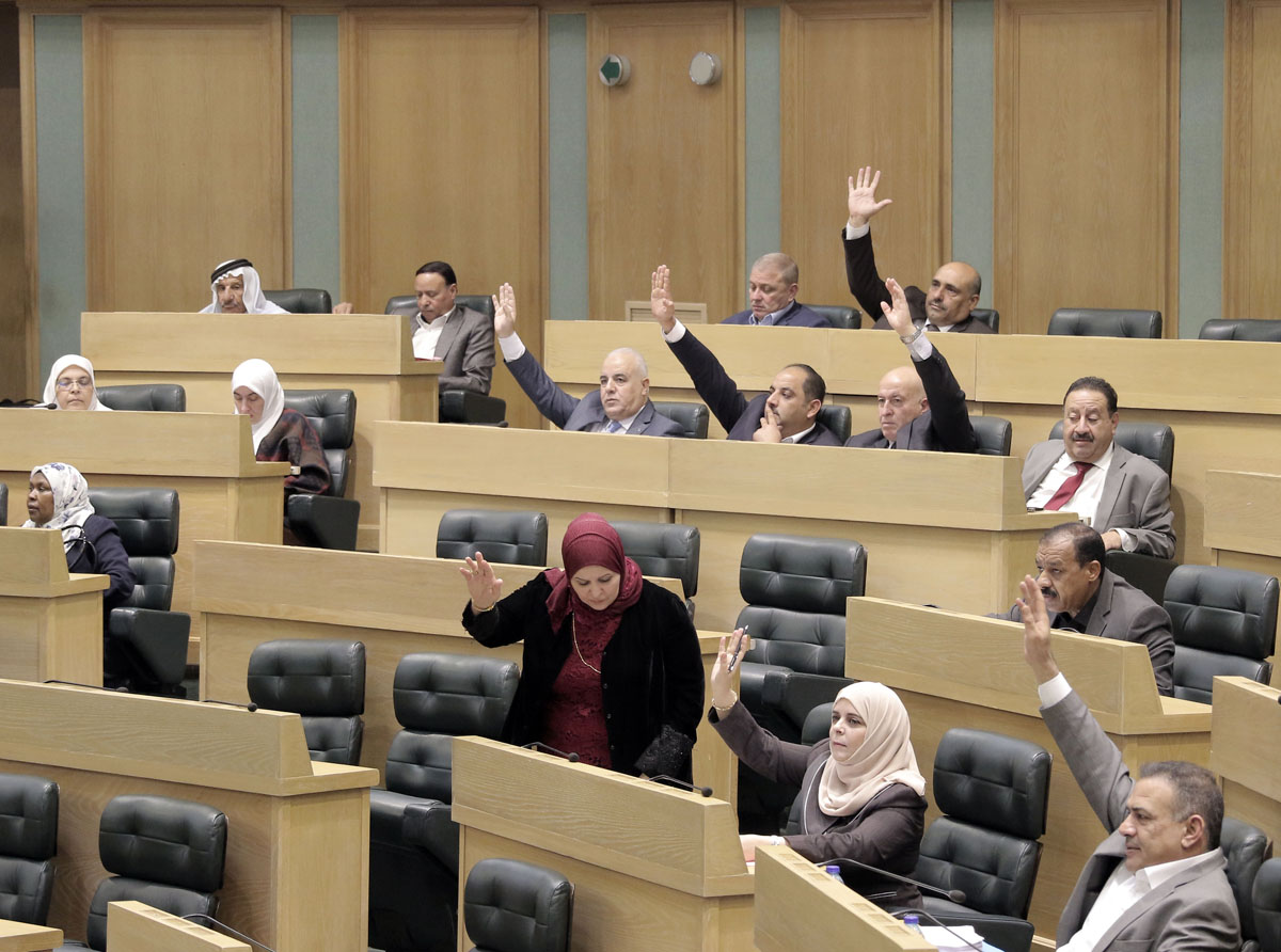 "النواب" يحيل مشروع قانون منع الاتجار بالبشر إلى اللجنة القانونية
