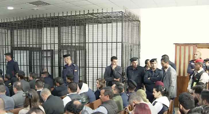 دخول متهم المستشفى يؤجل جلسة "الدخان"
