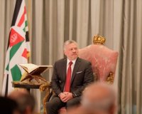الملك يستمع إلى رد مجلس الأمة على خطاب العرش السامي