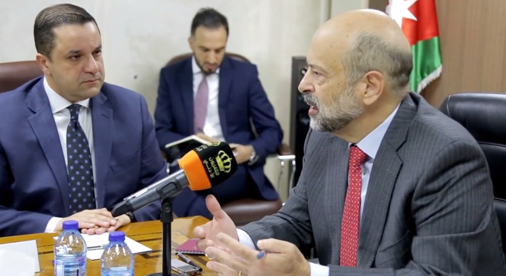 الرزاز: لا زيادة في الضرائب بموازنة 2020 (فيديو)