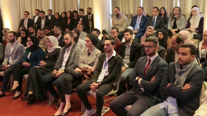 الرزاز|تعليقاً منه على أسئلة لعدد من طلبة الجامعات خلال جلسة تفاعلية حول الموازنة العامة  : نؤكد على أهمية مُحاربة التهرّب الضريبي والجمركي.