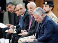 بالصور ..الملك: البرنامج الاقتصادي يهدف للتخفيف عن المواطنين