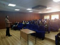 محاضرة توعوية في "صيدلة" جامعة عمان الأهلية عن أخطار المخدرات