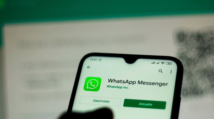 "واتساب" يودع بعض الهواتف