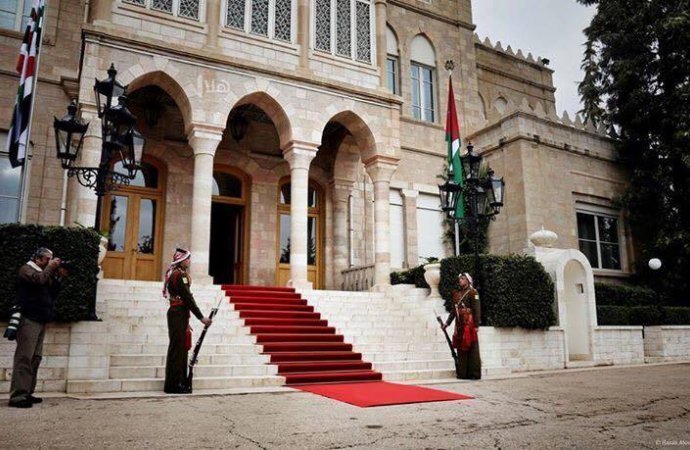 الديوان الملكي: لقاء الإعلاميين والفنانين ضمن سلسلة لقاءات ستستمر