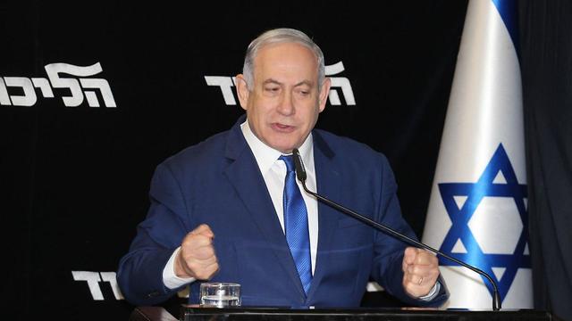 بعد القصف الإيراني ..نتنياهو: نقف كليا مع امريكا وسنضرب بقوة أي طرف يحاول مهاجمتنا