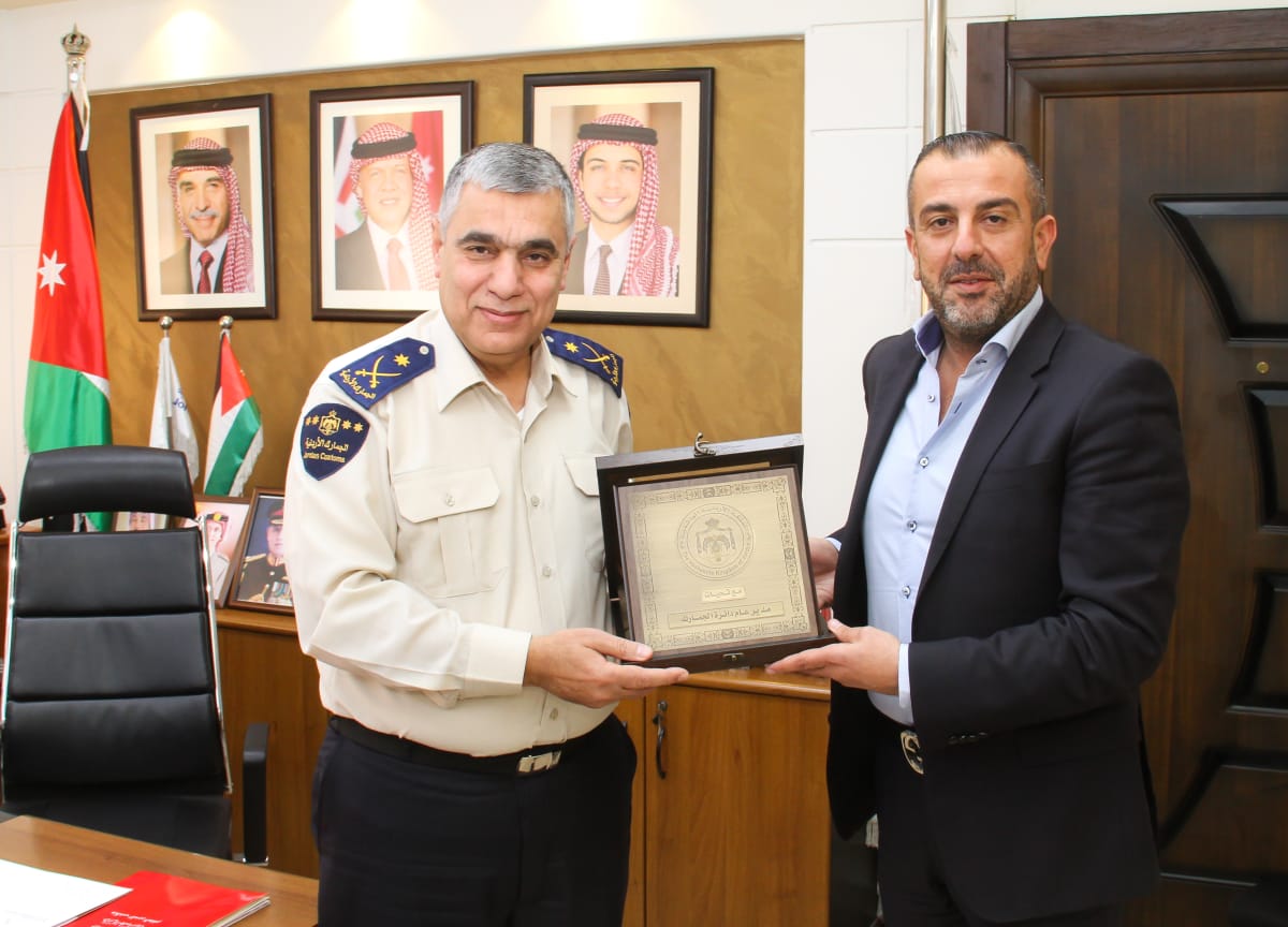 الجمارك تدرج شركة الرياض العالمية إلى القائمة الذهبية
