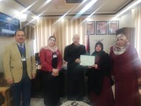 مدير تربية جرش يكرم المعلمة رقية القيسي