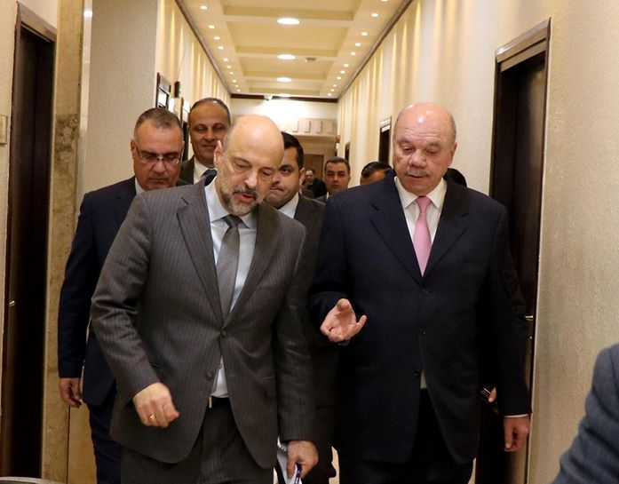 الرزاز: علينا إعداد أنفسنا للسيناريوهات المختلفة على مستوى المنطقة