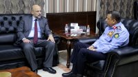 الرزاز في الامن العام: تعزيز سيادة القانون