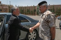 الملك يزور القيادة العامة