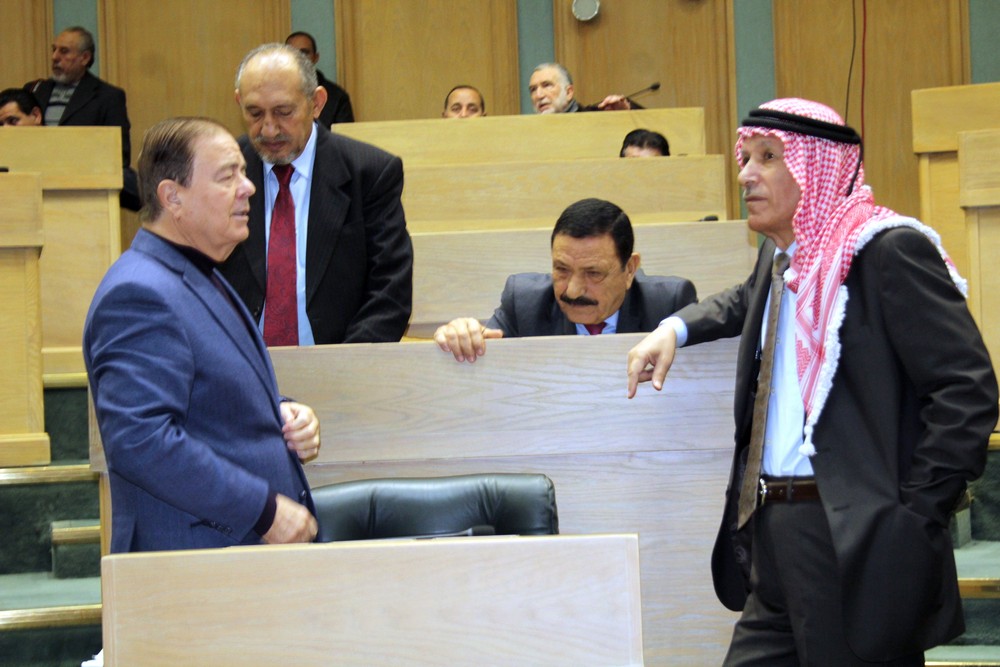 "النواب" يكلف لجنة مشتركة للخروج بتقرير حول ارتفاع فواتير الكهرباء
