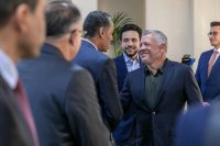 الملك يواصل من العقبة جولته في الجنوب