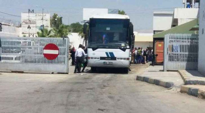 الأردن يقرر فحص جميع المسافرين القادمين من فلسطين خشية كورونا