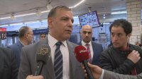وزراء يوجهون رسائل للأردنيين من مكان عمل المصاب بـ"كورونا"