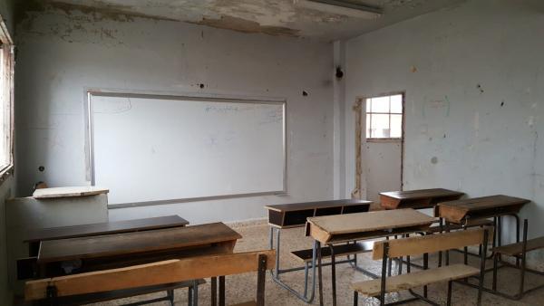 سقوط قصارة صف مدرسي بالموقر