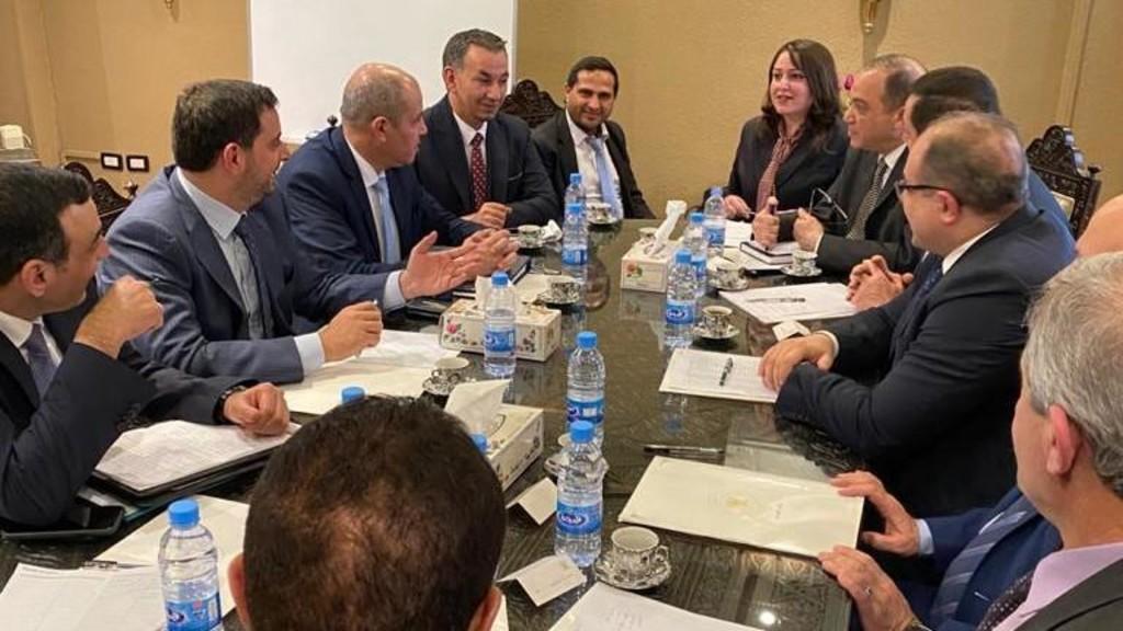 وزير الصناعة يبحث تعزيز التبادل التجاري في دمشق