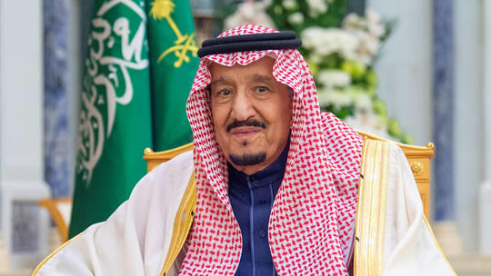 الملك سلمان وقع على أمر اعتقال ابن نايف وابن عبدالعزيز