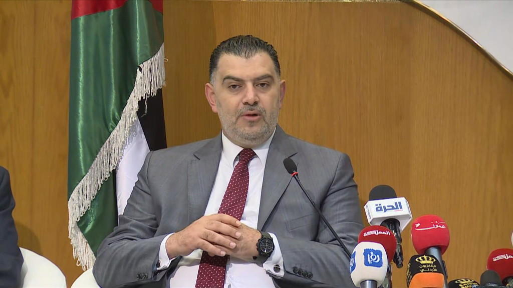 وزير العمل: سعيد بانخفاض البطالة بين الاناث