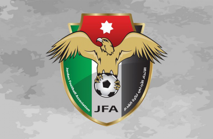اتحاد الكرة يتسلم قرار أندية المحترفين بتعليق المشاركة بالدوري